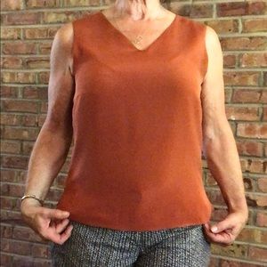 Garfield and Marks fully lined silk sleeveless top